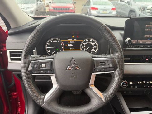 Used 2022 Mitsubishi Outlander ES AWD/4WD image 15