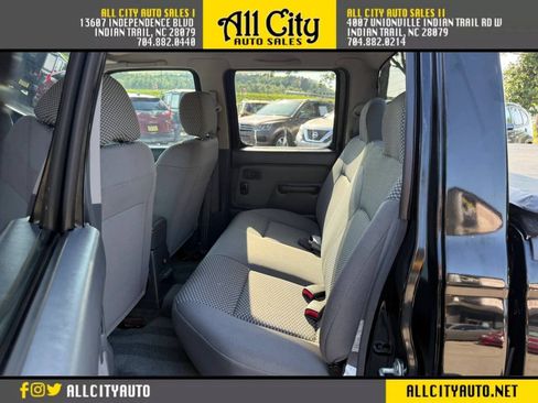 Used 2003 Nissan Frontier SE RWD image 24