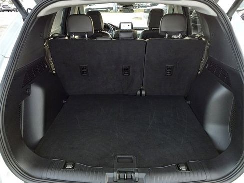 Used 2022 Ford Escape SEL image 11