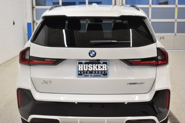 Used 2026 BMW X1 xDrive28i AWD/4WD image 11