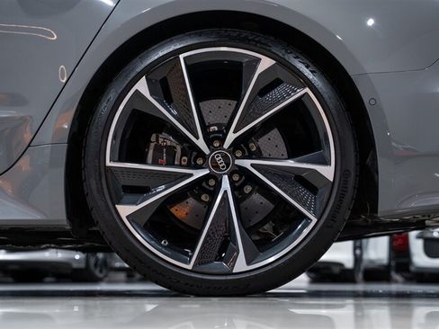 Used 2021 Audi RS 7 Sportback w/ Carbon Optic Package AWD/4WD image 12