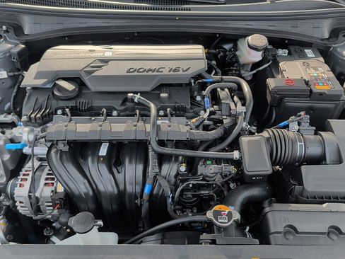 New 2026 Hyundai Elantra SEL Sport Premium image 17