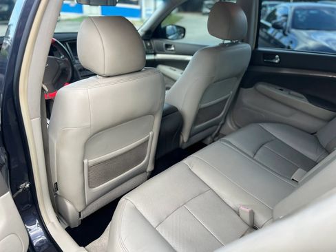 Used 2010 INFINITI G37 Sedan RWD image 17