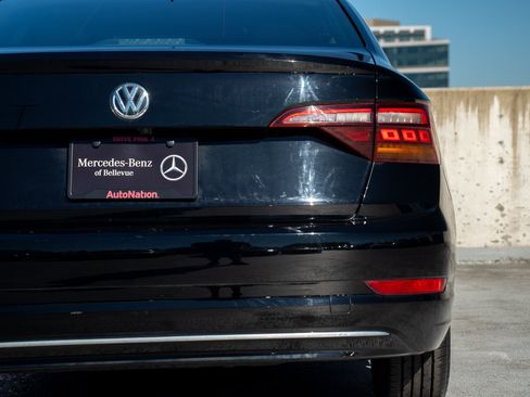 Used 2019 Volkswagen Jetta S w/ Driver Assistance Package FWD image 9