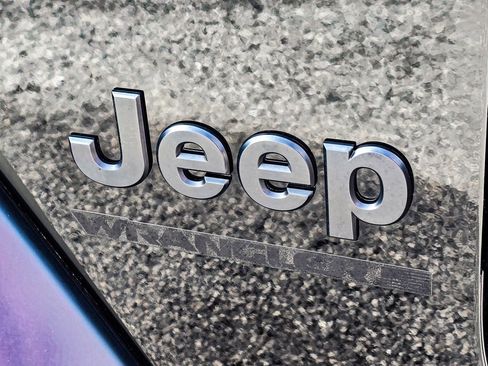 Used 2023 Jeep Wrangler Sport AWD/4WD image 12