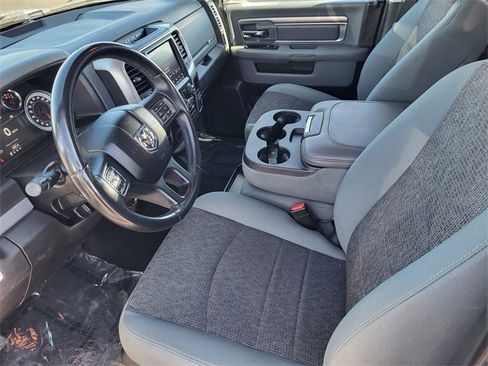 Used 2019 RAM 1500 Big Horn image 10