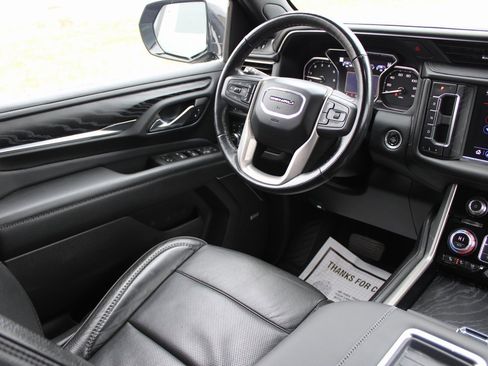 Used 2021 GMC Yukon Denali image 28