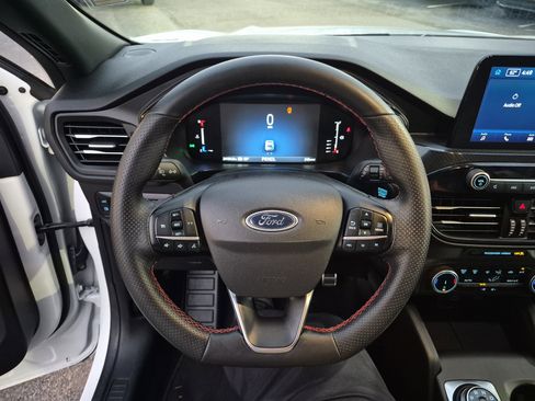 Certified 2024 Ford Escape ST-Line w/ Equipment Group 301A image 30