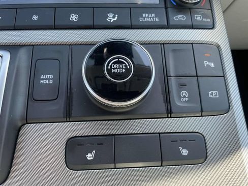 Used 2024 Hyundai Palisade SEL FWD image 4