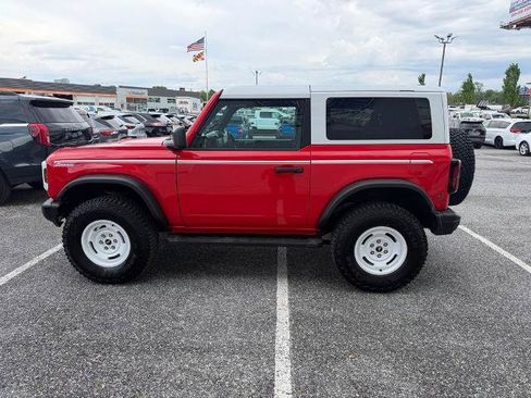 Certified 2024 Ford Bronco Heritage Edition AWD/4WD image 5