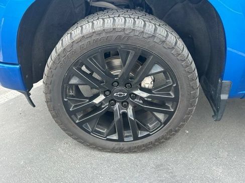 Certified 2022 Chevrolet Silverado 1500 RST AWD/4WD image 14