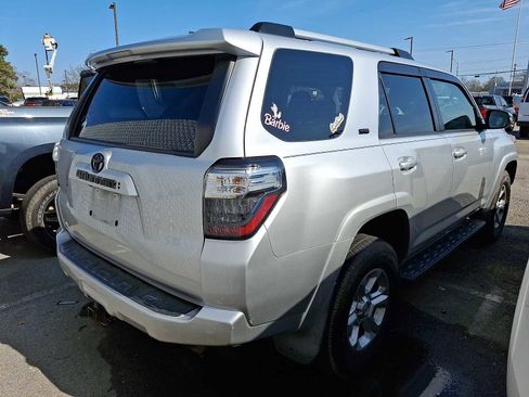 Used 2020 Toyota 4Runner SR5 Premium w/ Moonroof Package image 3