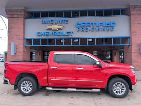 Used 2025 Chevrolet Silverado 1500 LT w/ Z71 Off-Road Package AWD/4WD image 9