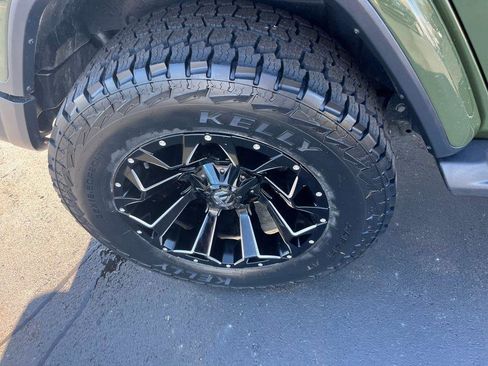 Used 2021 Jeep Wrangler Unlimited Sahara AWD/4WD image 34