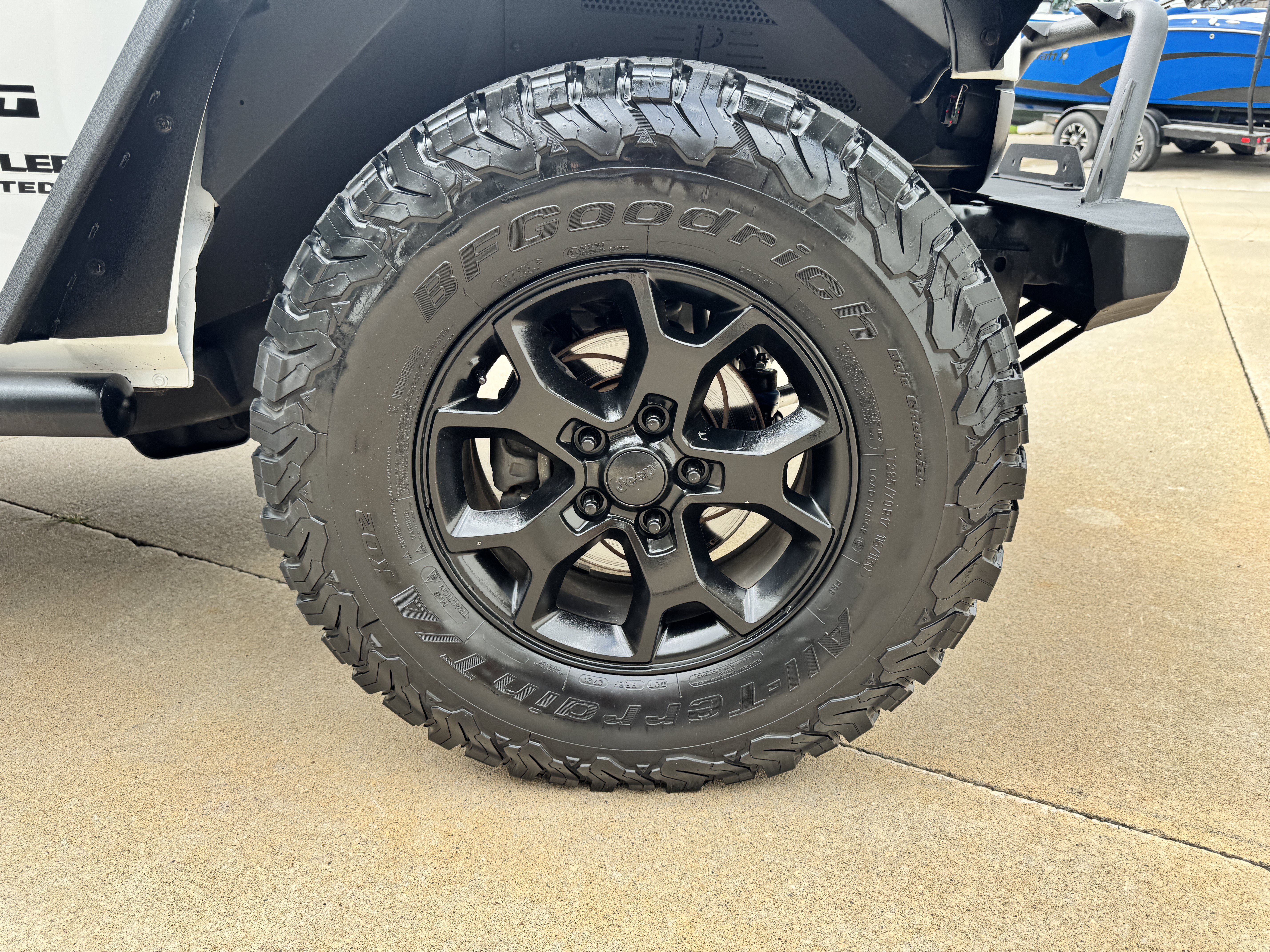Used 2012 Jeep Wrangler Unlimited Sport AWD/4WD image 35