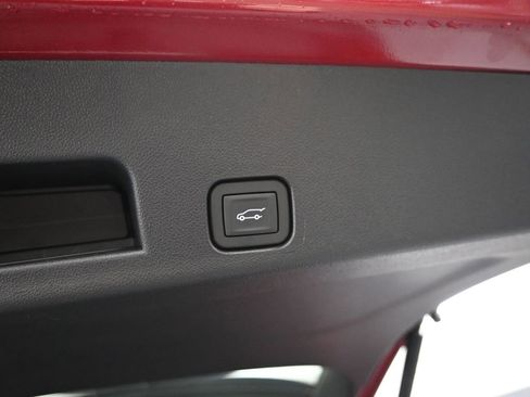 New 2026 Chevrolet Traverse LT w/ Sun and Wheel Package image 13