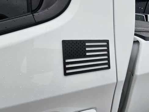 Used 2021 GMC Sierra 1500 Elevation image 19