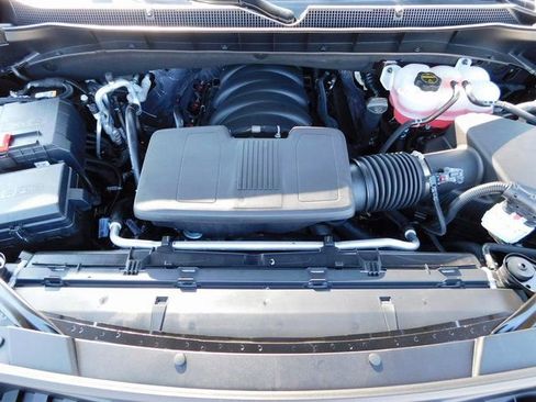 New 2025 Chevrolet Suburban High Country image 50