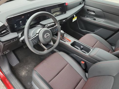 New 2026 Nissan Kicks SR FWD image 24