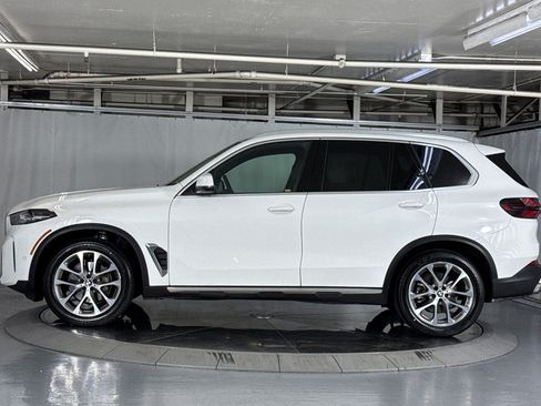 Used 2024 BMW X5 sDrive40i w/ Parking Assistance Package RWD image 2