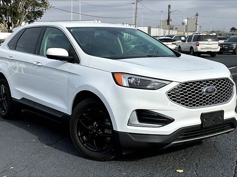 Used 2023 Ford Edge SEL image 38