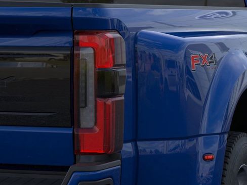 New 2026 Ford F450 Platinum w/ FX4 Off-Road Package image 56