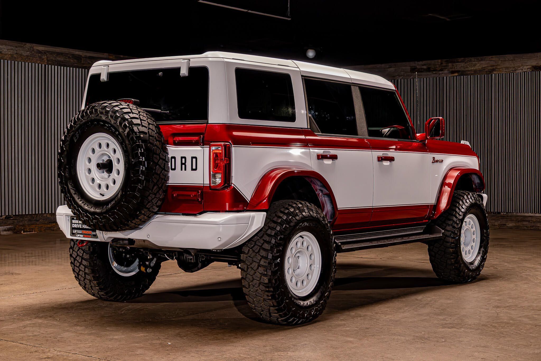 Used 2025 Ford Bronco Heritage Edition AWD/4WD image 10