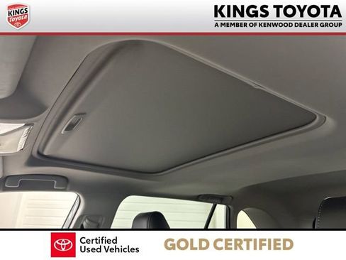 Certified 2022 Toyota RAV4 XLE Premium image 19
