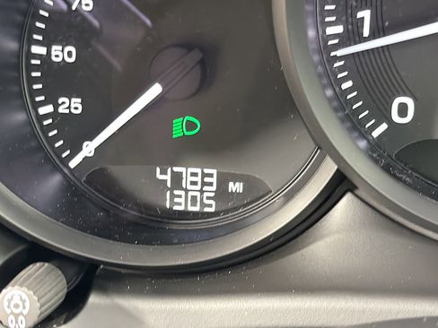 Certified 2025 Porsche Macan image 41