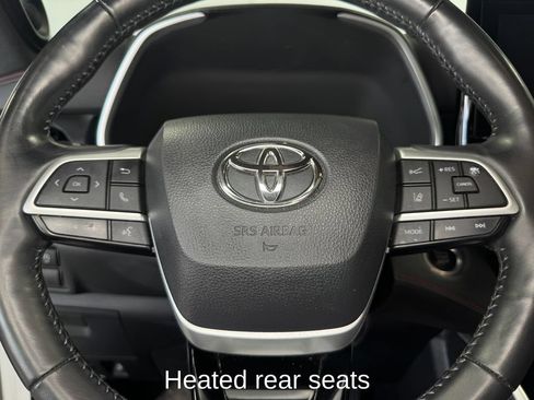 Used 2024 Toyota Highlander Platinum AWD/4WD image 15