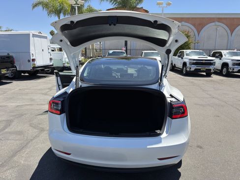 Used 2023 Tesla Model 3 Standard Range RWD image 14