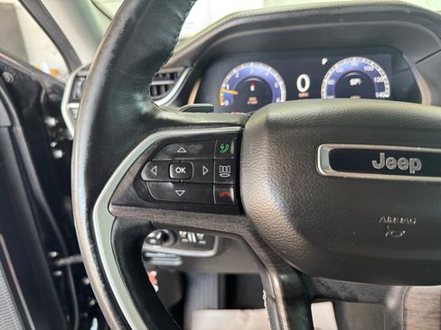 Used 2021 Jeep Grand Cherokee L Limited AWD/4WD image 22