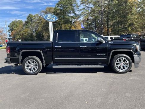 Used 2018 GMC Sierra 1500 SLT w/ SLT Premium Package image 3