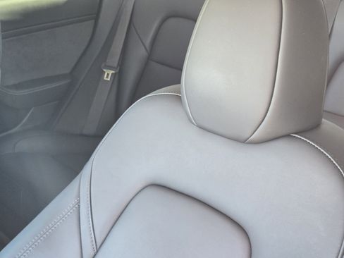 Used 2023 Tesla Model 3 Standard Range image 29