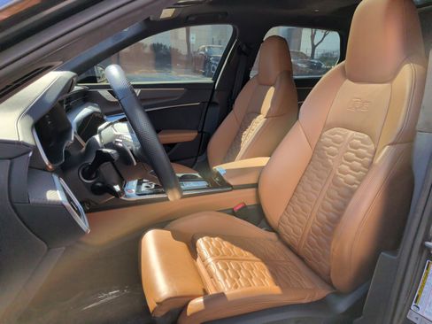 Used 2024 Audi RS 6 performance image 17