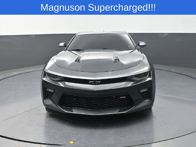 Used 2017 Chevrolet Camaro SS RWD image 5