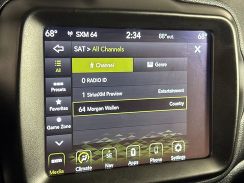 Used 2023 Jeep Renegade Latitude AWD/4WD image 15