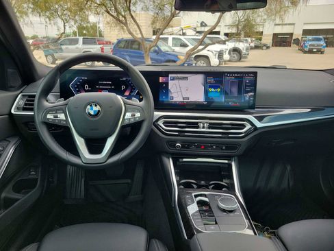 Used 2024 BMW 330i Sedan w/ Convenience Package image 10