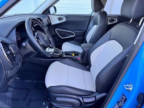 Used 2024 Kia Soul GT-Line image 10