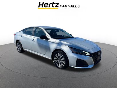 Used 2024 Nissan Altima 2.5 SV