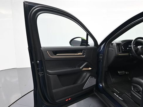 Certified 2024 Porsche Cayenne Turbo GT image 16