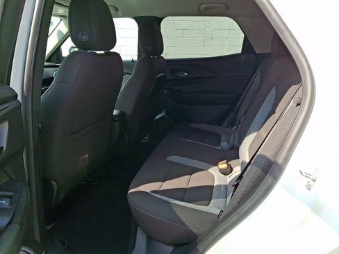 Certified 2023 Chevrolet TrailBlazer LT w/ Convenience Package AWD/4WD image 11