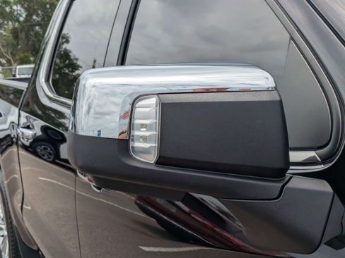 Used 2025 Chevrolet Silverado 1500 LTZ w/ LTZ Premium Package AWD/4WD image 11
