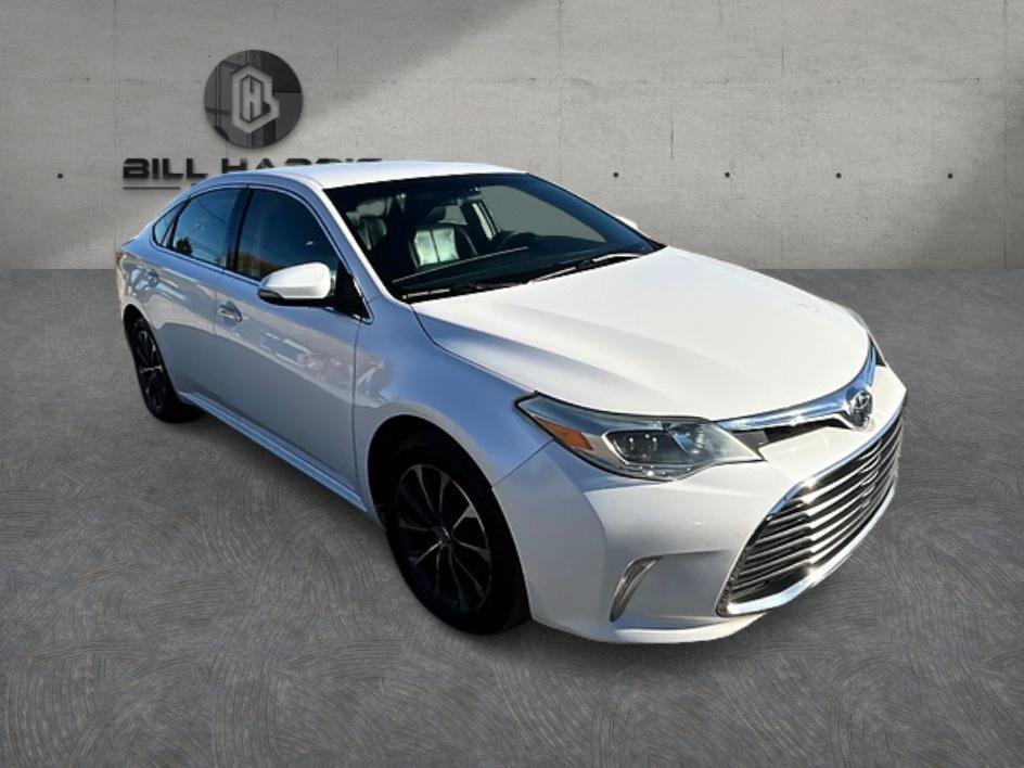 Used 2016 Toyota Avalon XLE FWD image 4