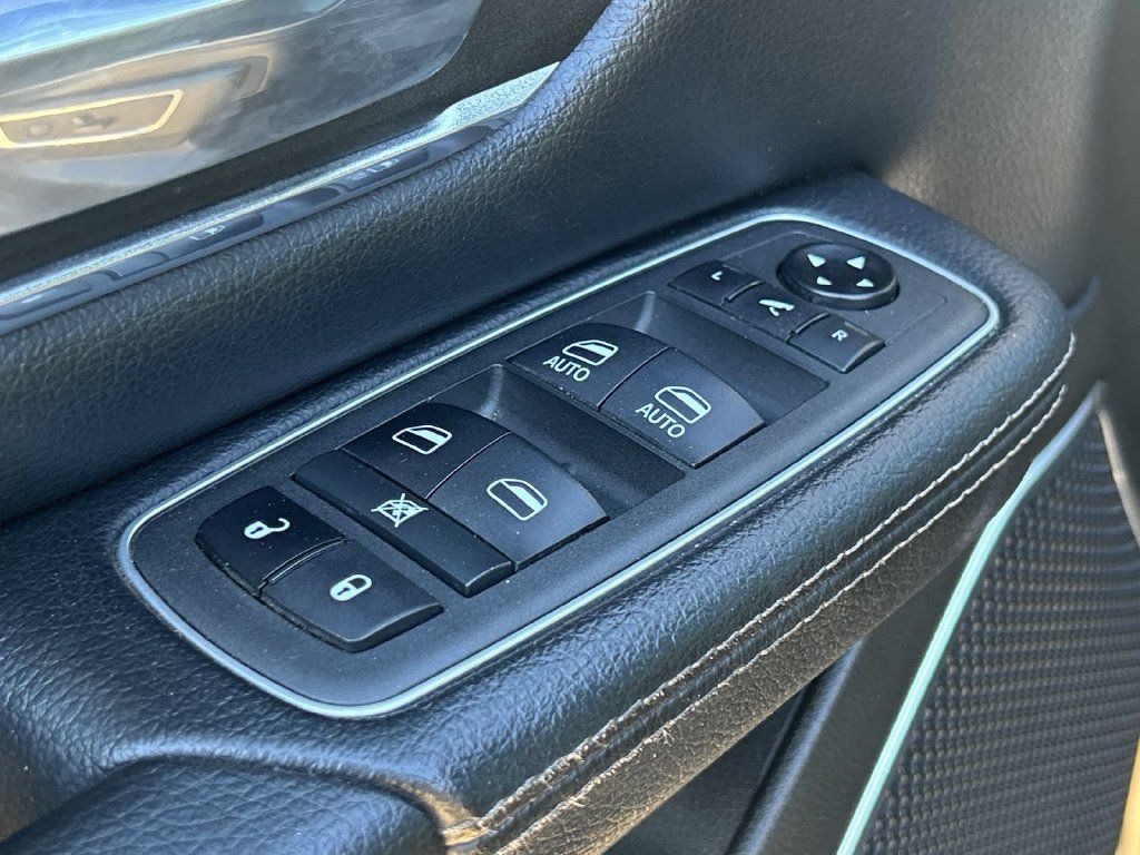Used 2022 RAM 1500 Laramie w/ Sport Appearance Package AWD/4WD image 22