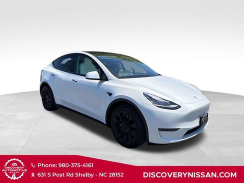 Used 2021 Tesla Model Y Long Range AWD/4WD image 5