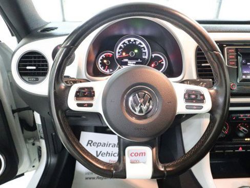 Used 2018 Volkswagen Beetle 2.0T S image 17