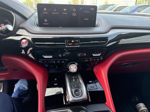 Used 2024 Acura MDX A-Spec image 10