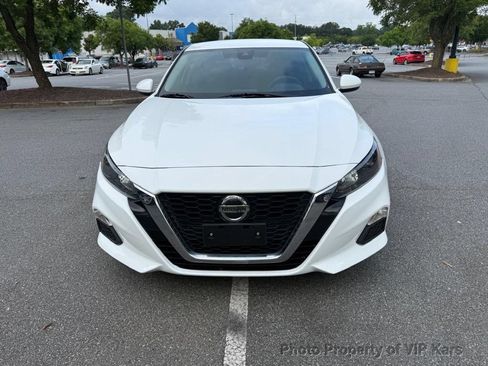Used 2022 Nissan Altima 2.5 S FWD image 2