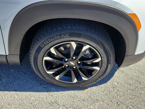 Used 2023 Chevrolet TrailBlazer LT w/ Convenience Package image 7